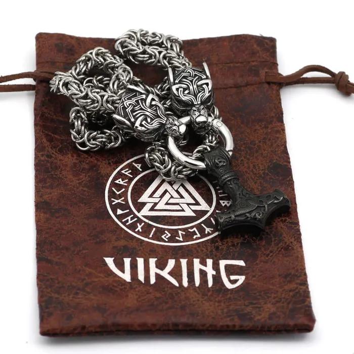 Necklaces Valhalla Vikings Braided King Chain With Twin Wolf Heads Holding A Mjolnir Pendant