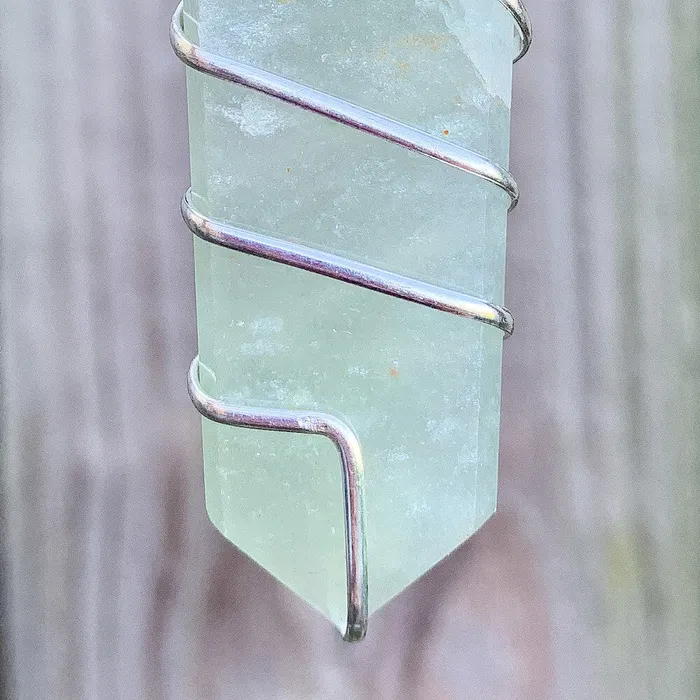 Wire Wrapped Obelisk Healing Pendant Necklace Magic Crystals Necklaces
