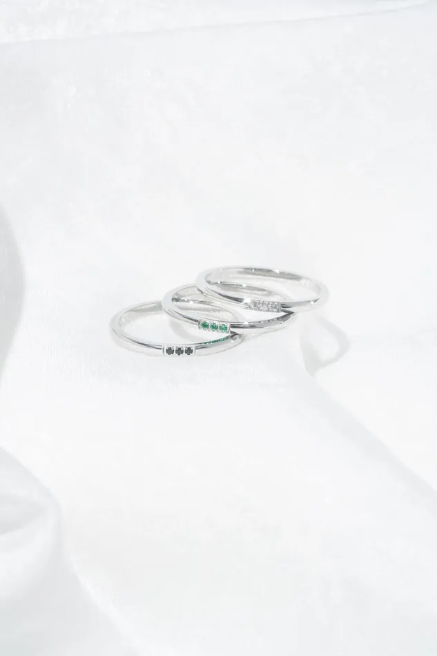 READYMADE Emerald Stardust Ring Rings