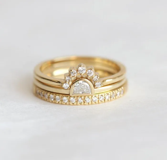 Sunset diamond ring set Capucinne Rings
