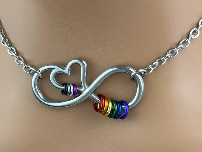 Necklaces Captive Collars Infinity Heart Ace Necklace
