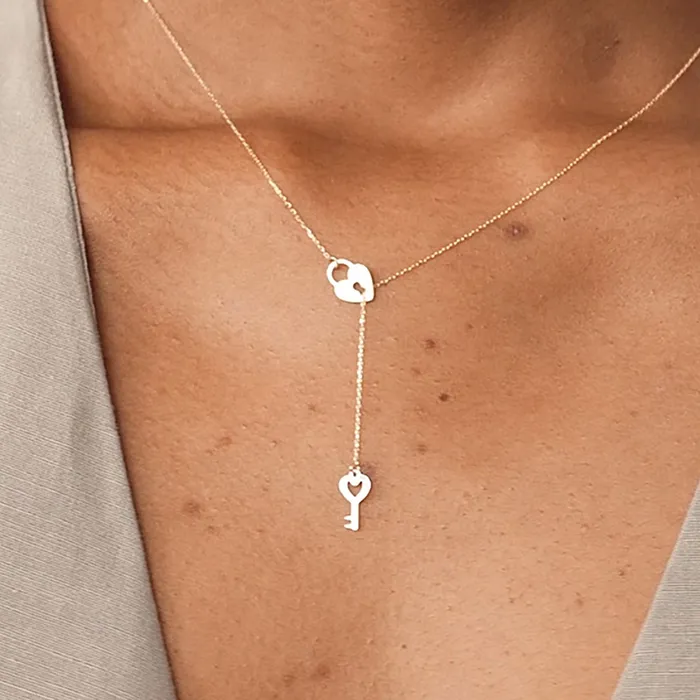 Heart Shaped Lock and Key Pendant Necklace Gelin Diamond Necklaces
